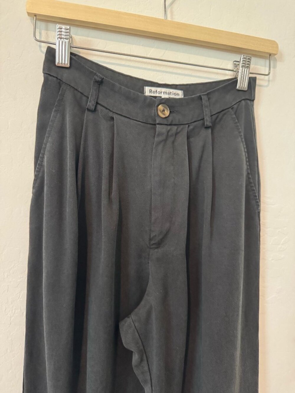 Reformation PETITE Mason Wide Leg Trouser Pants Short Relaxed Fit Faded Black 0 - Picture 5 of 13